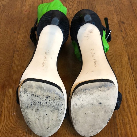 Calvin Klein Vivian Open Toes Heels - Picture 4 of 7